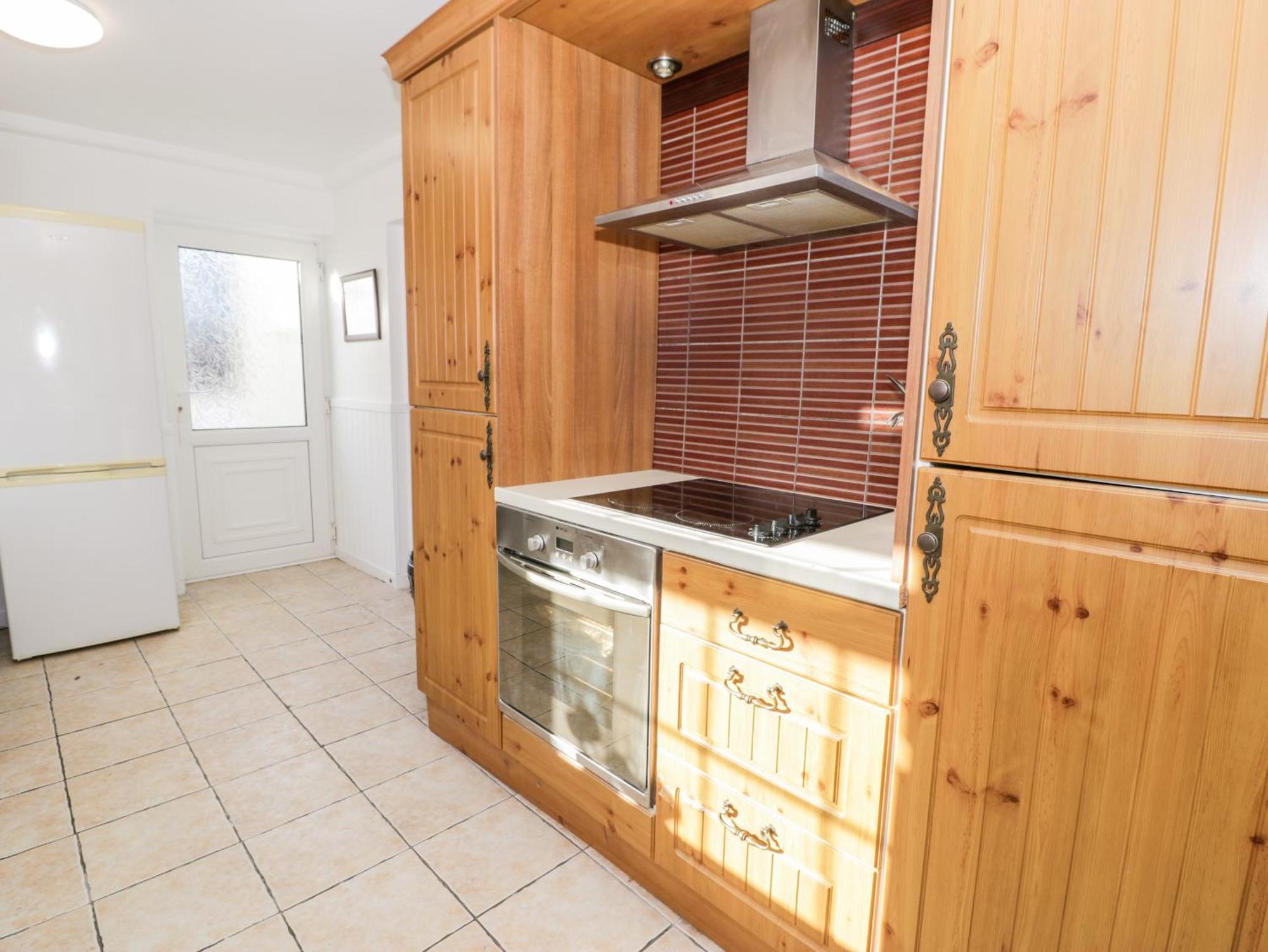 Halcyon Villa Moelfre Exterior photo